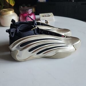 Adidas Harden Vol. 9 Mens Size 9.5 Black & Silver